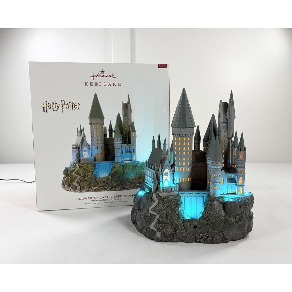 New Hallmark Keepsake 2019 Harry Potter Hogwarts Castle Tree Topper Light Sound